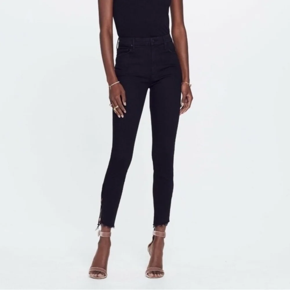 MOTHER The Stunner Double Zip Ankle Step Fray Jeans